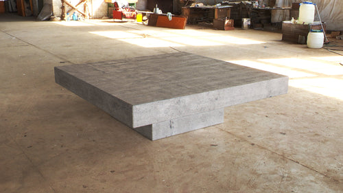 Clubtisch Beton – quadratisch